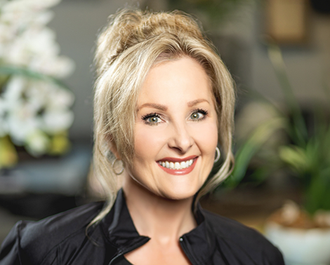Dental office manager Lori